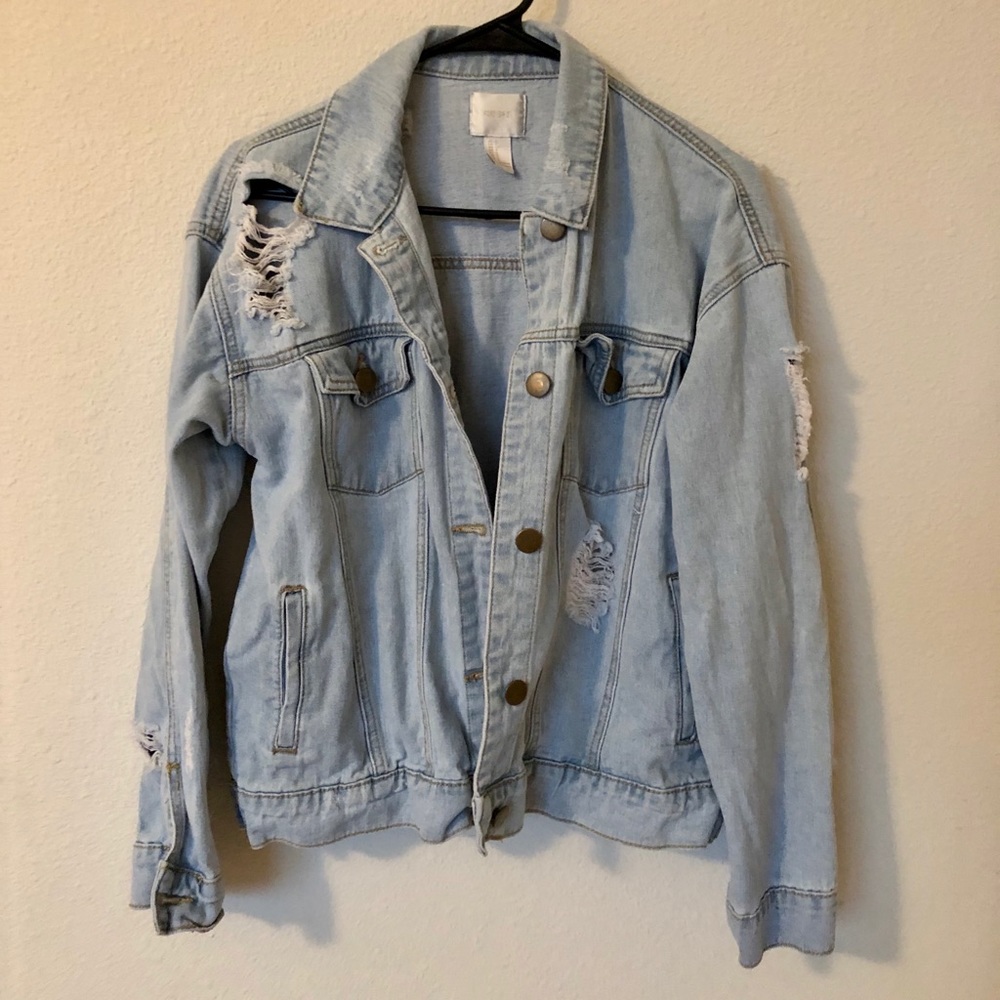 Forever 21 Jean Jacket Size S Distressed Denim